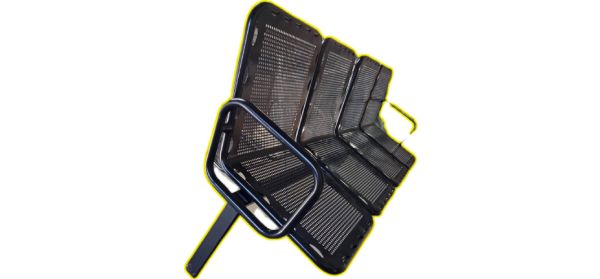 Melns pulverkrāsots metāla dārza sols